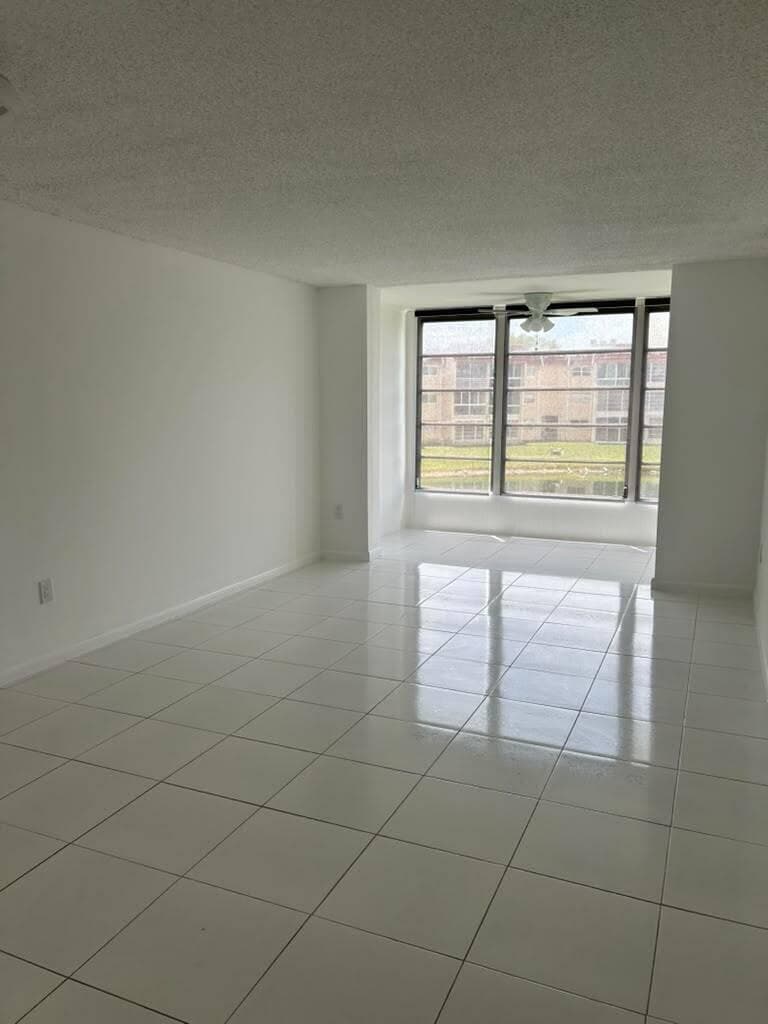 2881 N Pine Island Road # 208, Sunrise, FL 33322
