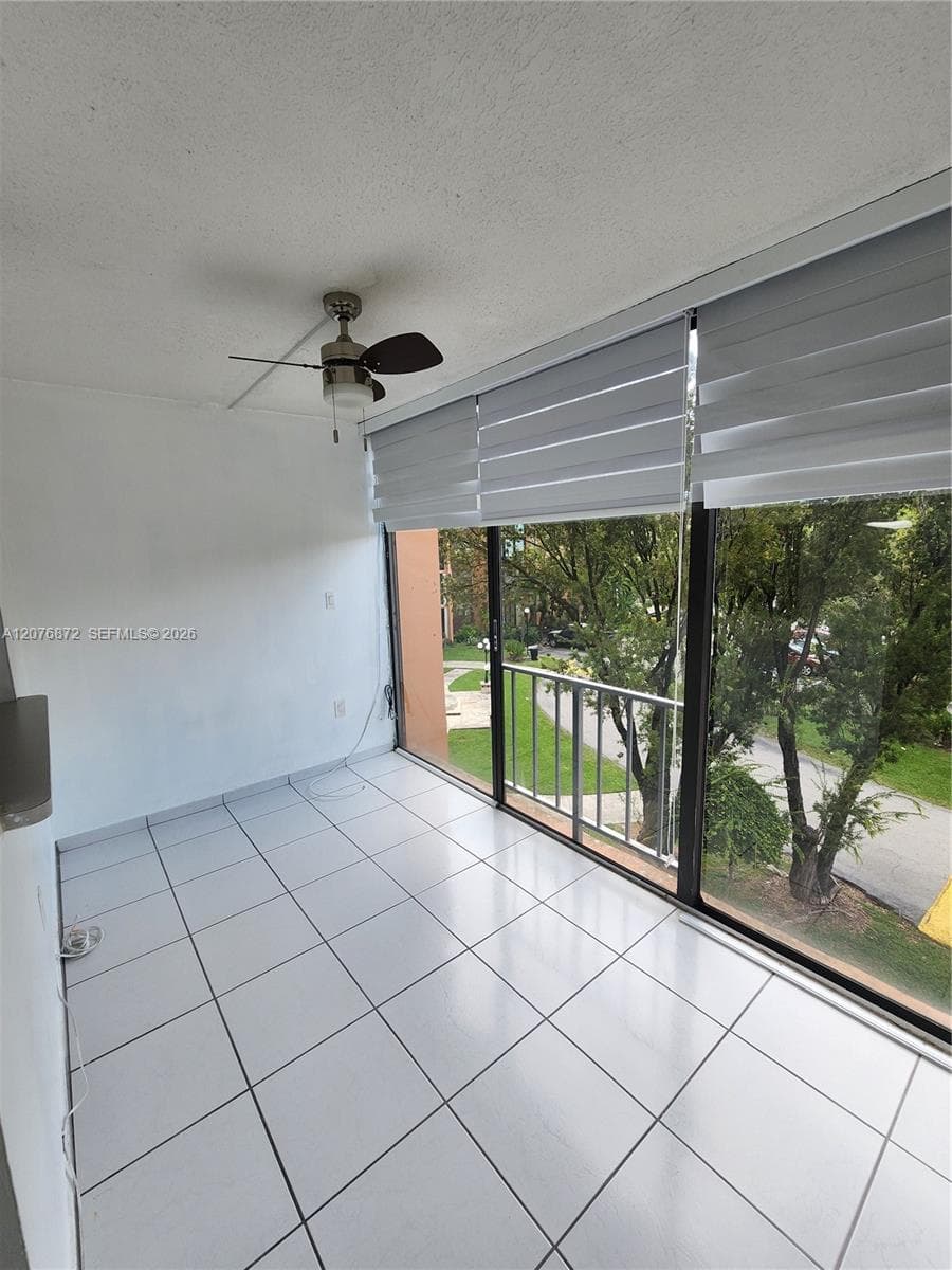 9400 W Flagler St # 309, Miami, FL 33174 — zdjęcie 4