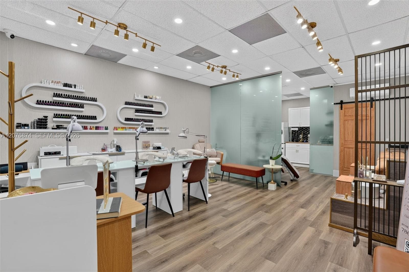 Turnkey Boutique Beauty Salon Full Asset Sale, Miami, FL 33155