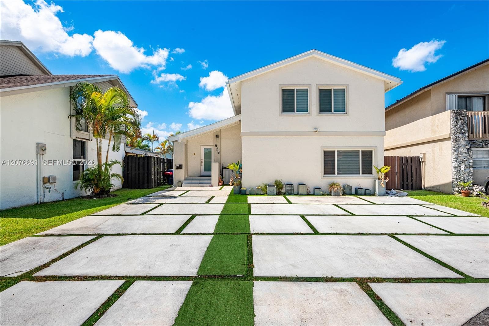 928 NW 106th Ave Cir, Miami, FL 33172 — zdjęcie 3