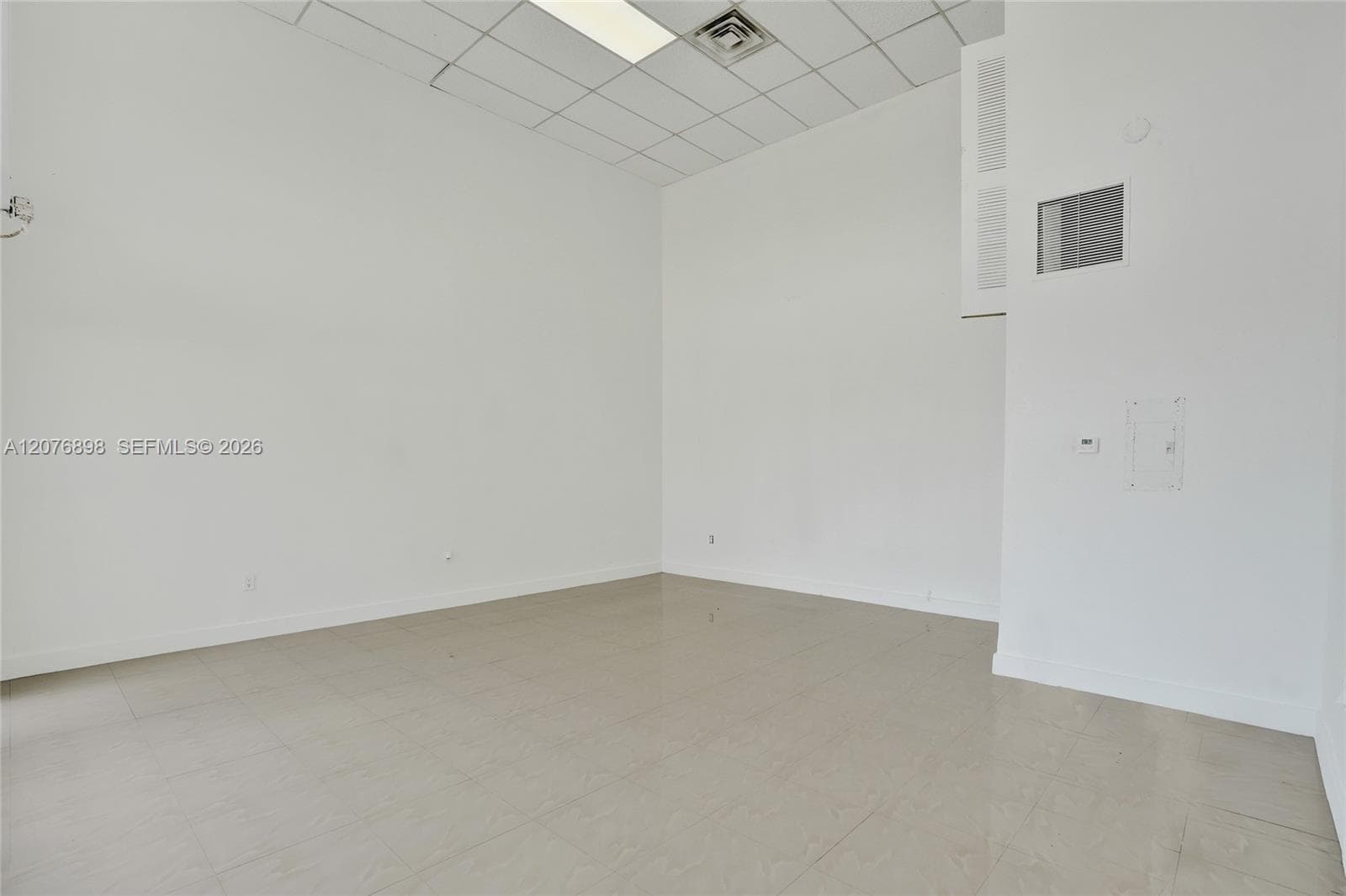 900 W Flagler St # 2, Miami, FL 33130 — zdjęcie 5