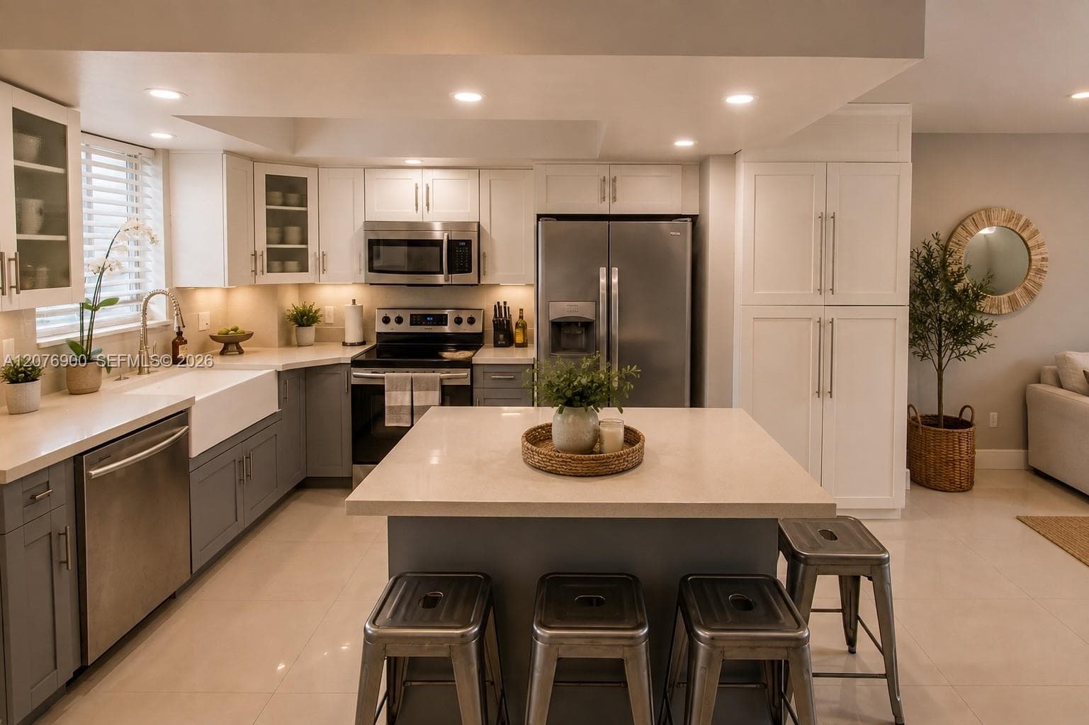 2117 NE 123rd St, North Miami, FL 33181 — zdjęcie 4