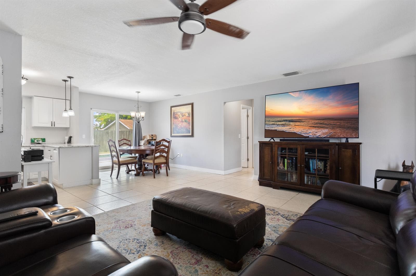 8621 NW 3RD Street, Pembroke Pines, FL 33024 — zdjęcie 5