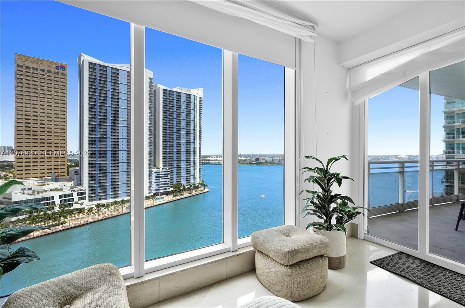 901 Brickell Key Blvd # 1807, Miami, FL 33131 — zdjęcie 2