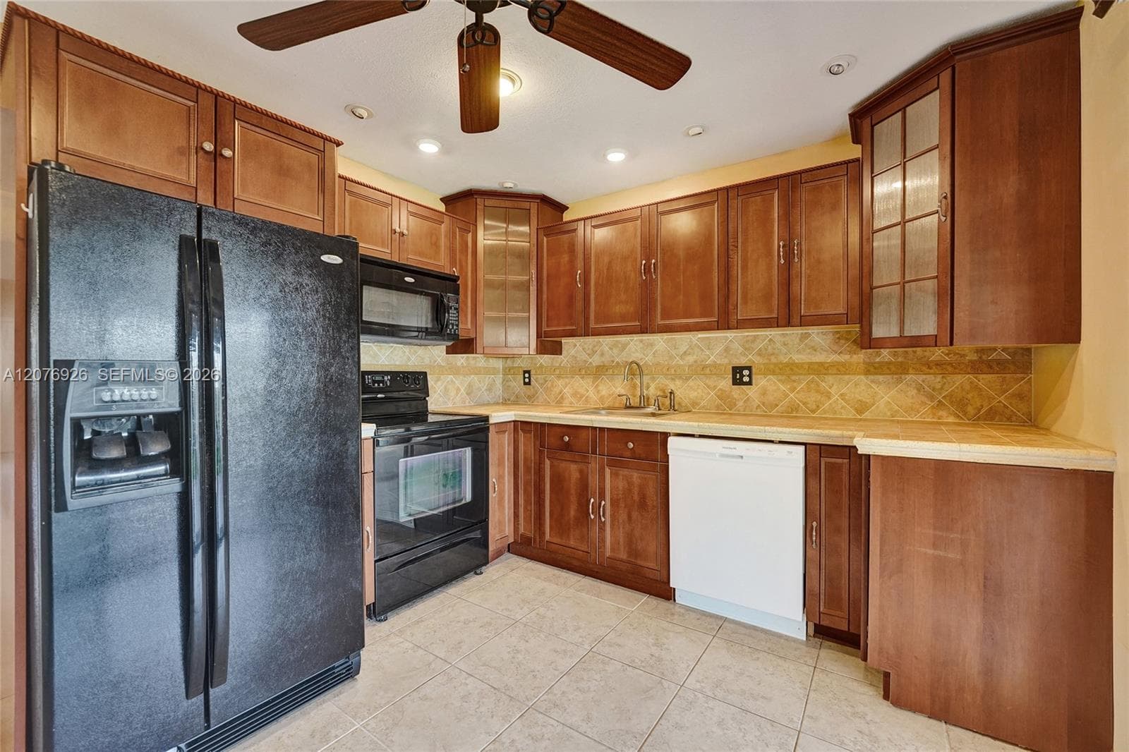 11154 NW 37th St, Sunrise, FL 33351
