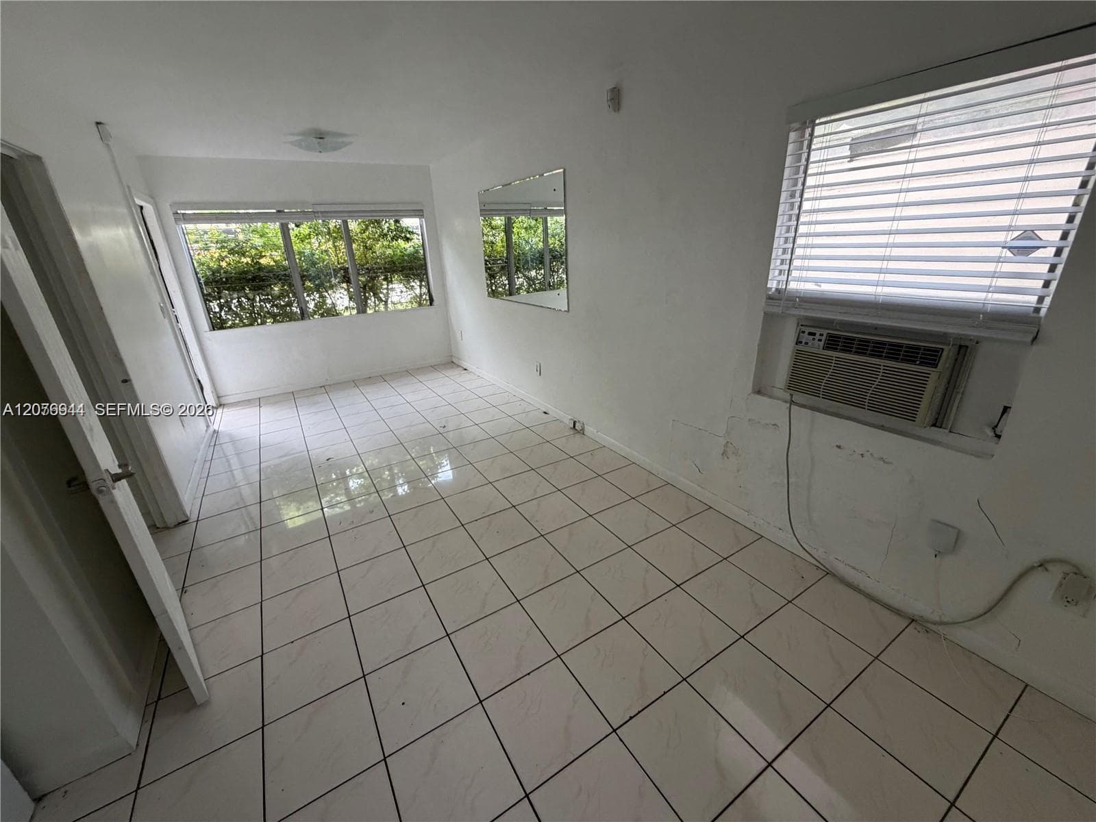 2430 SW 25th Ter # 3, Miami, FL 33133 — zdjęcie 2