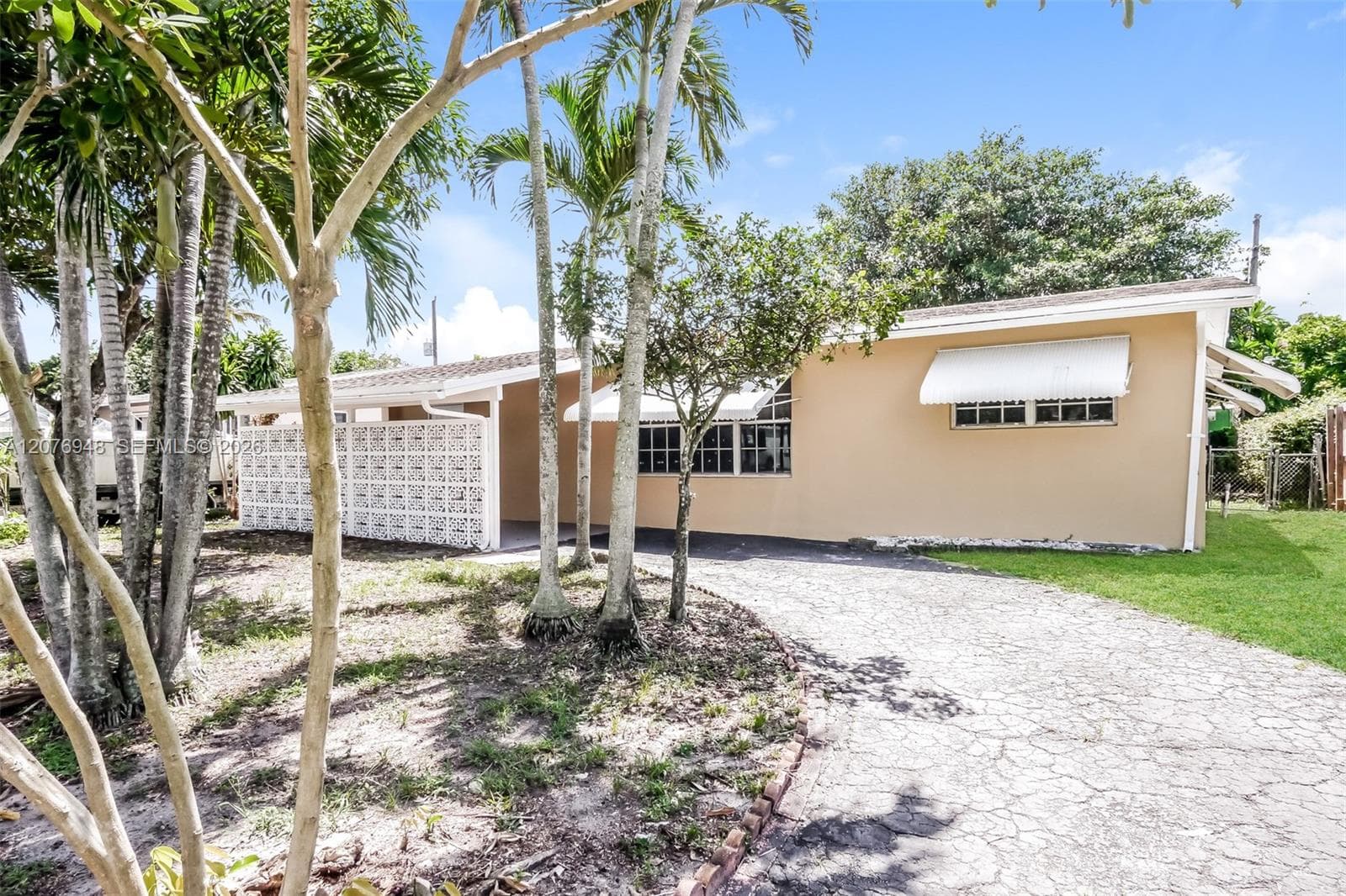 3430 N 72nd Ter, Hollywood, FL 33024