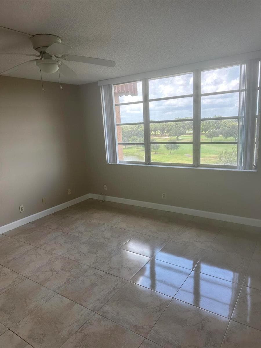 3001 W ROLLING HILLS Circle # 709, Davie, FL 33328 — zdjęcie 4