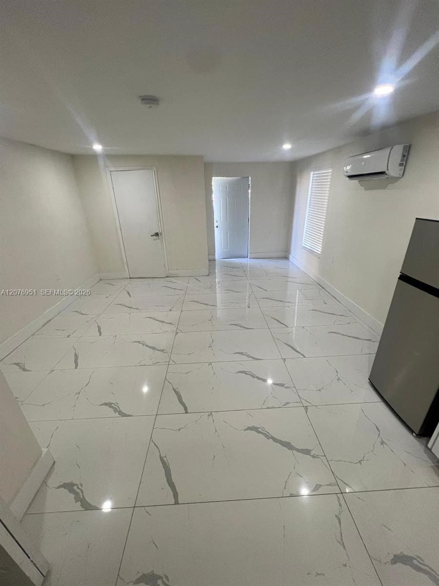 4750 NW 5th St # 2, Miami, FL 33126 — zdjęcie 2