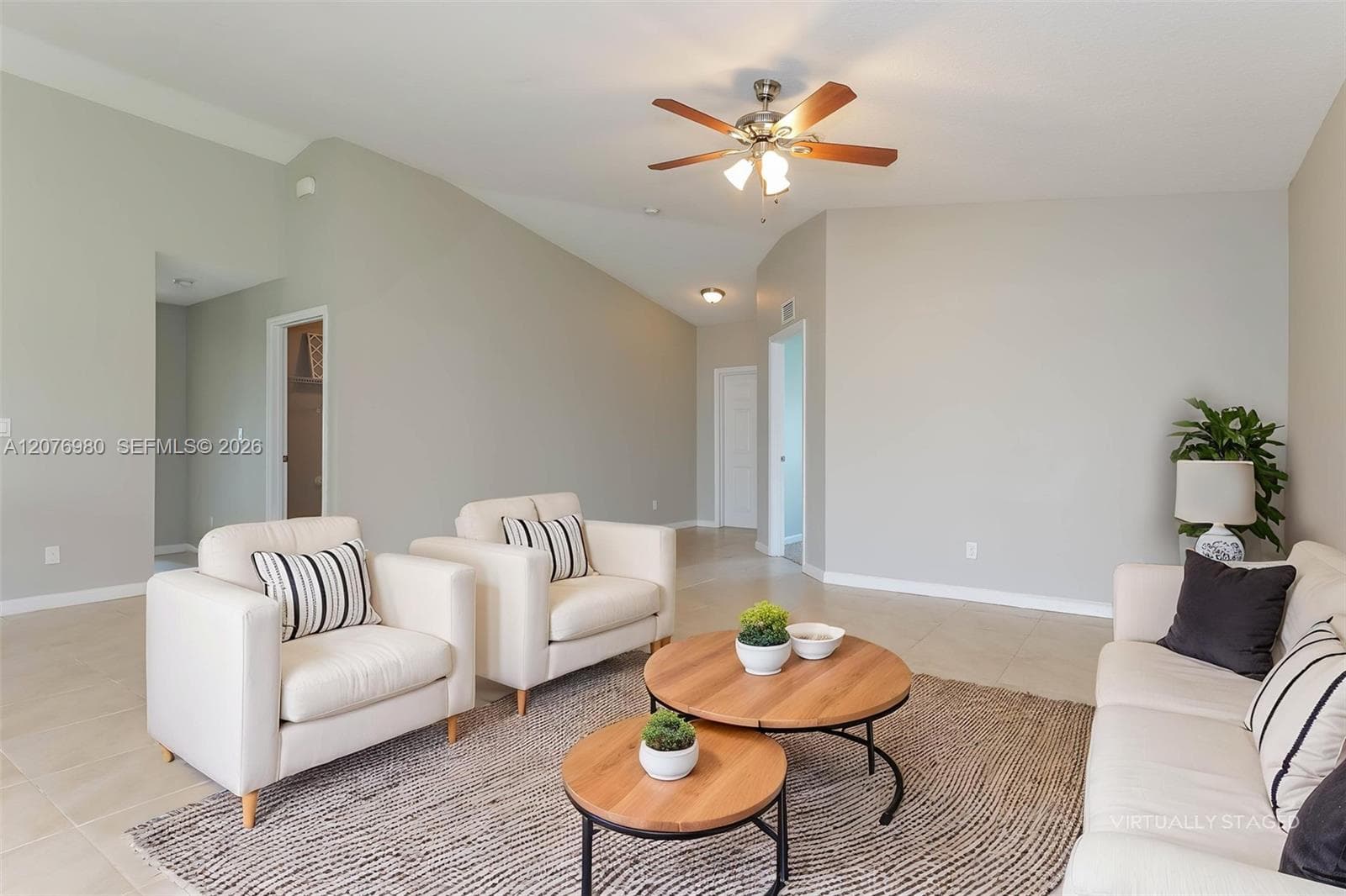 991 SW Dubois Ave, Port St. Lucie, FL 34953 — zdjęcie 4