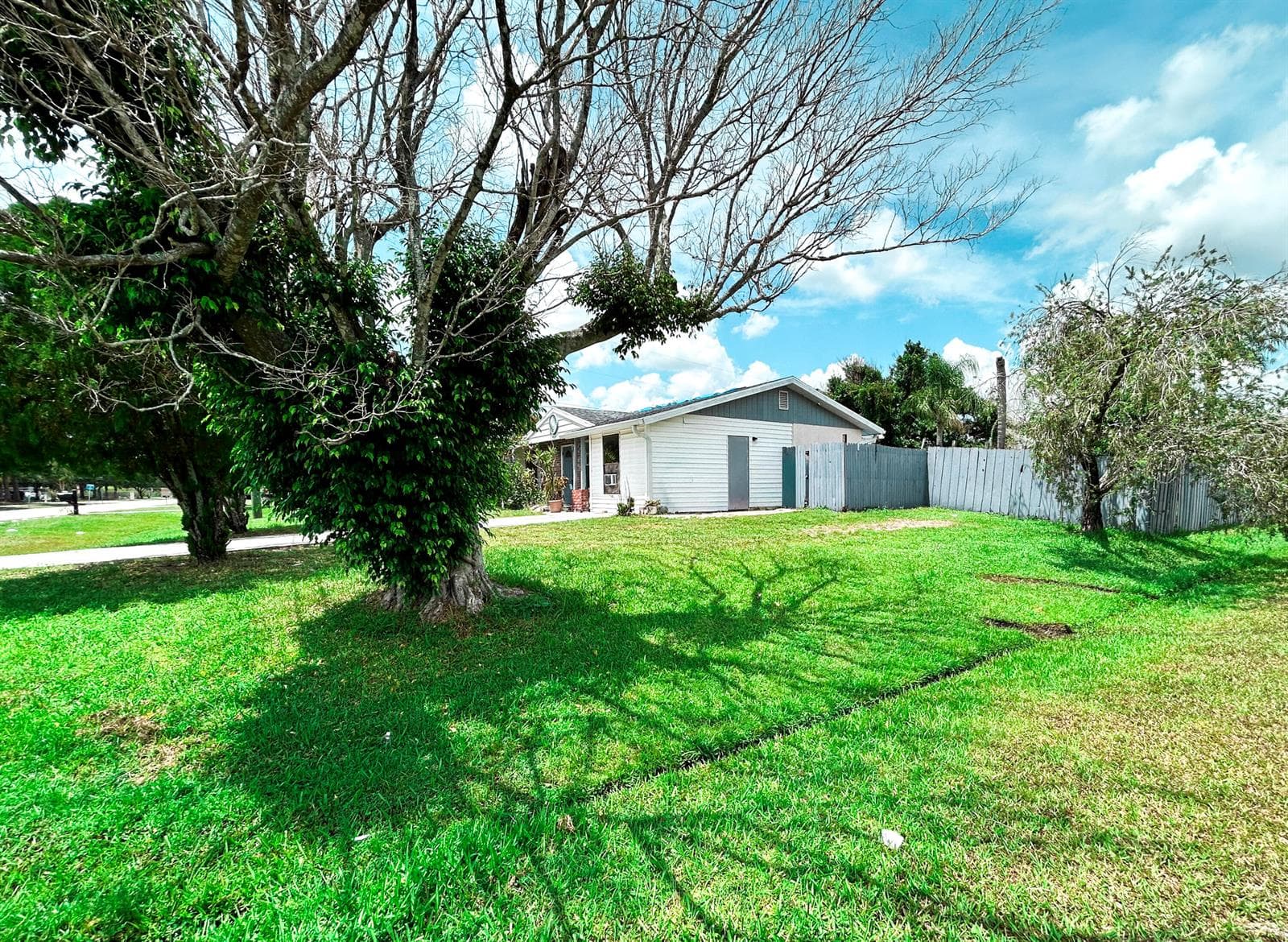 201 NW Floresta Drive, Port St. Lucie, FL 34983 — zdjęcie 5
