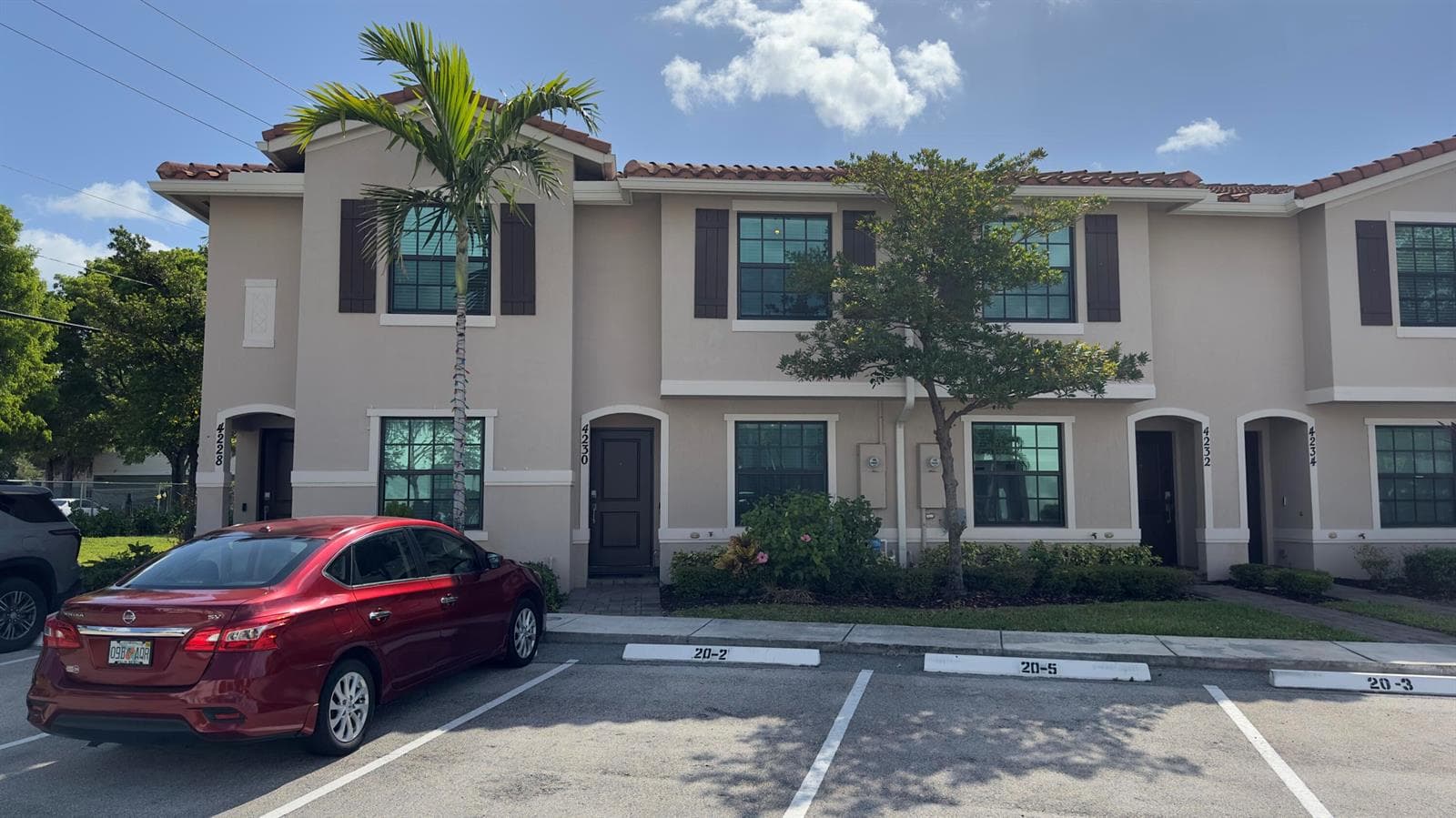 4230 NAPOLI LAKE Drive, Riviera Beach, FL 33410 — zdjęcie 2