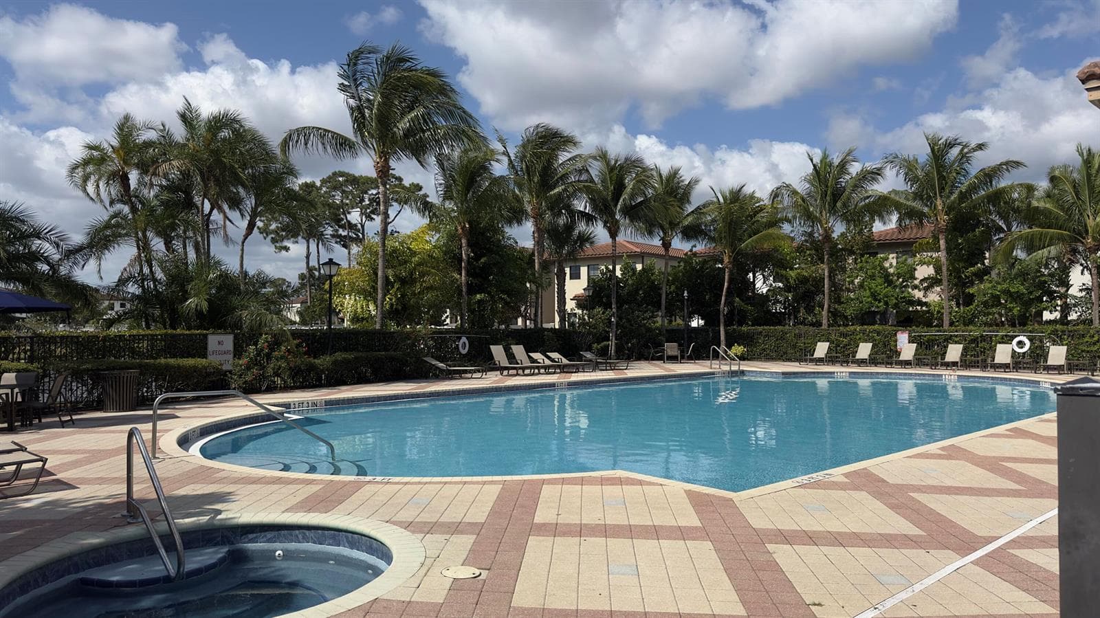 4230 NAPOLI LAKE Drive, Riviera Beach, FL 33410 — zdjęcie 3