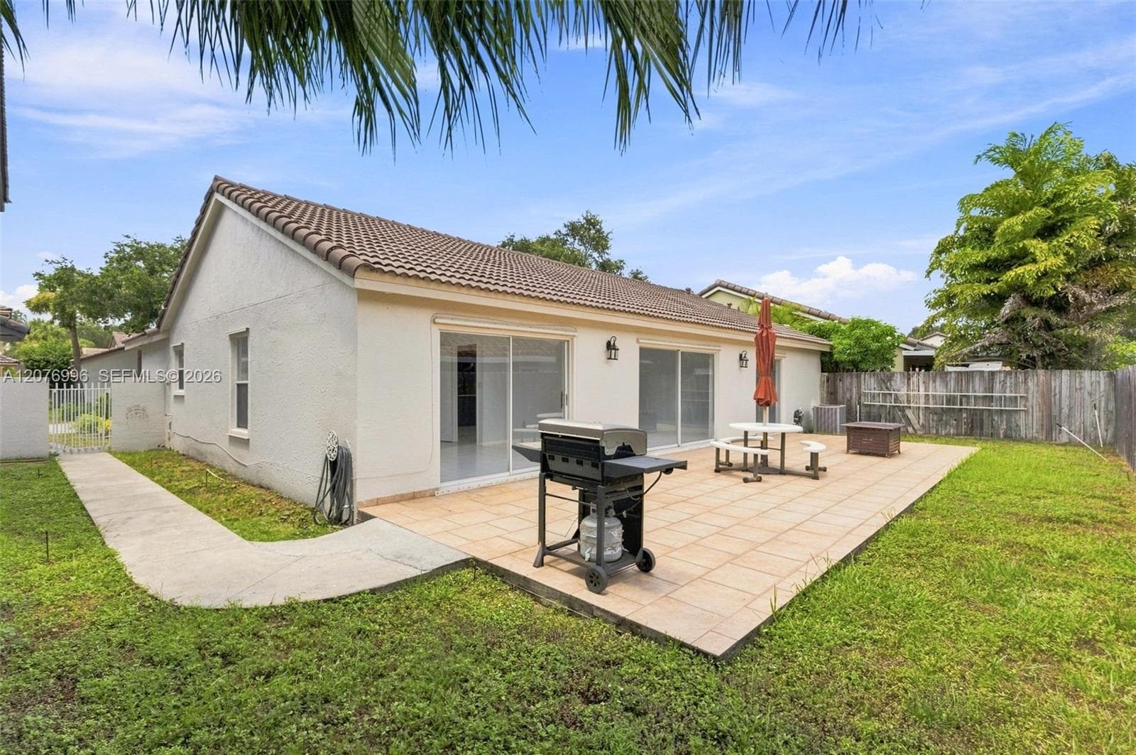19181 NW 89th Ave # 1, Hialeah, FL 33018 — zdjęcie 4