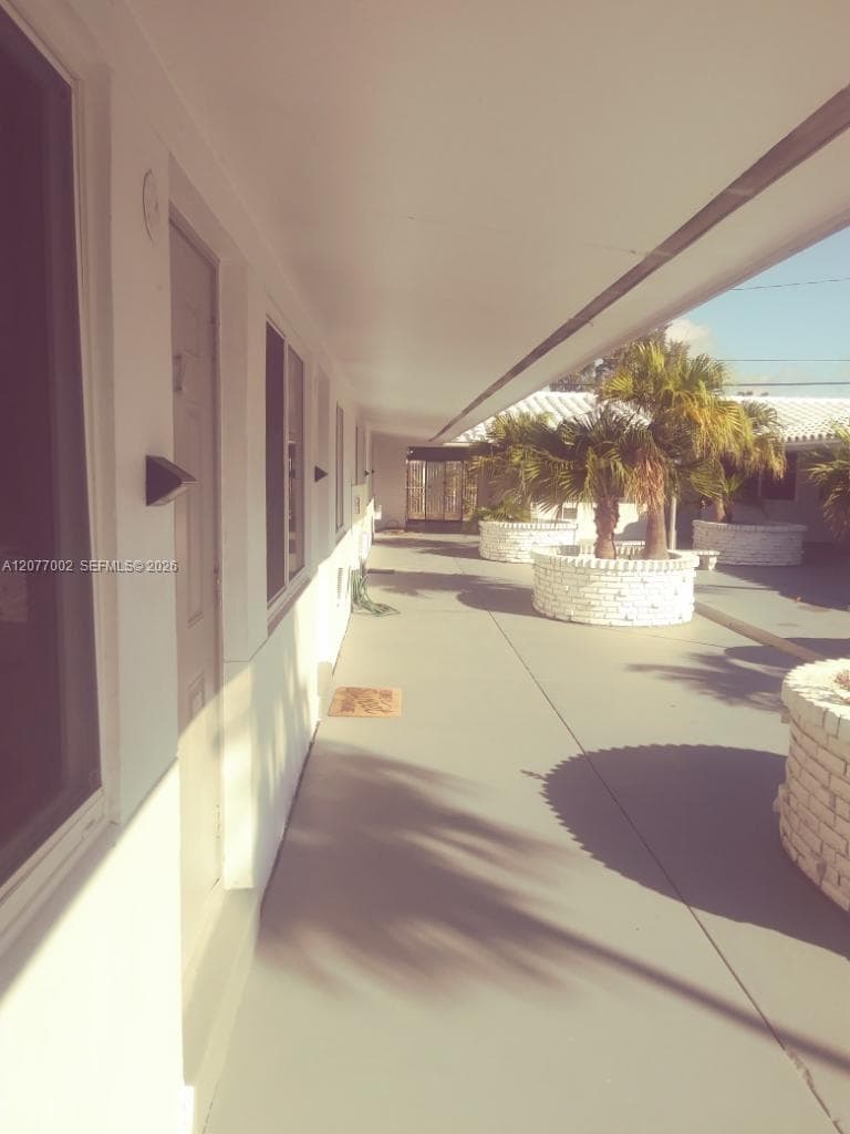 2225 Van Buren St # 7, Hollywood, FL 33020 — zdjęcie 4