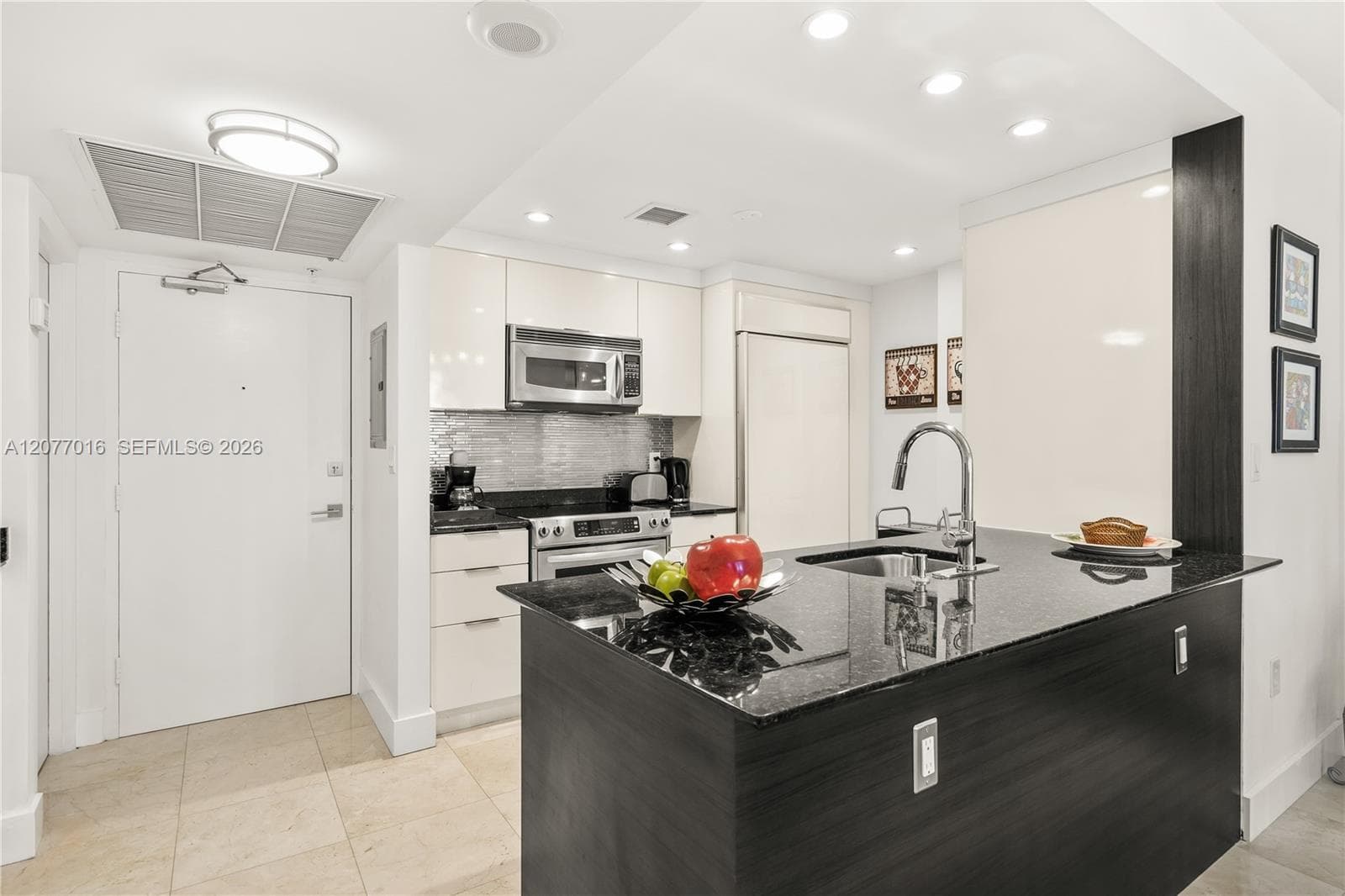 10275 Collins Ave # 611, Bal Harbour, FL 33154 — zdjęcie 4