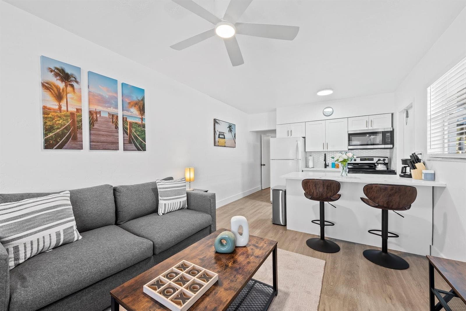 310 NE 6TH Street # 2, Hallandale Beach, FL 33009 — zdjęcie 2