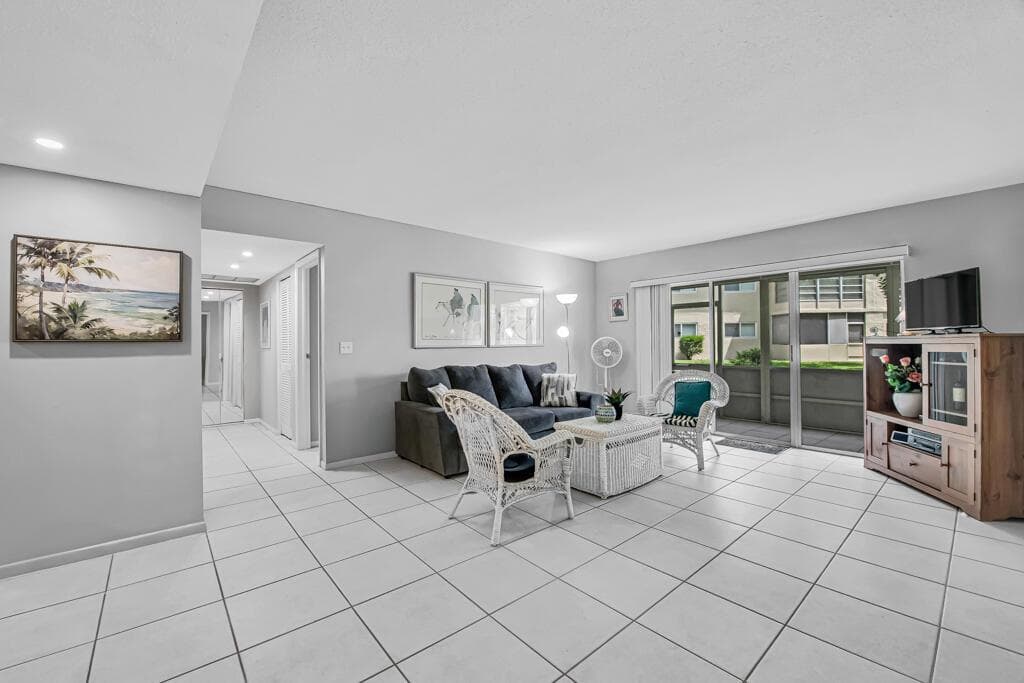 752 LORI Drive # 217, Palm Springs, FL 33461 — zdjęcie 2