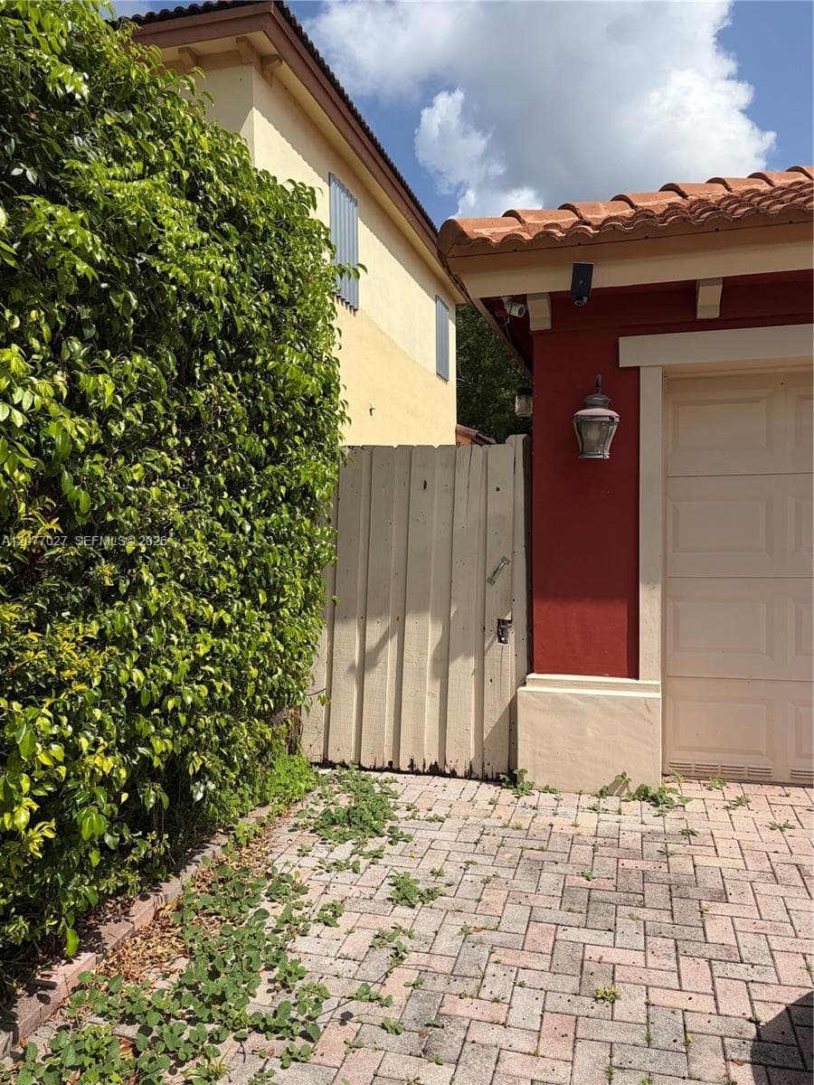 16467 SW 50th Ter # efficiencyci, Miami, FL 33185 — zdjęcie 2