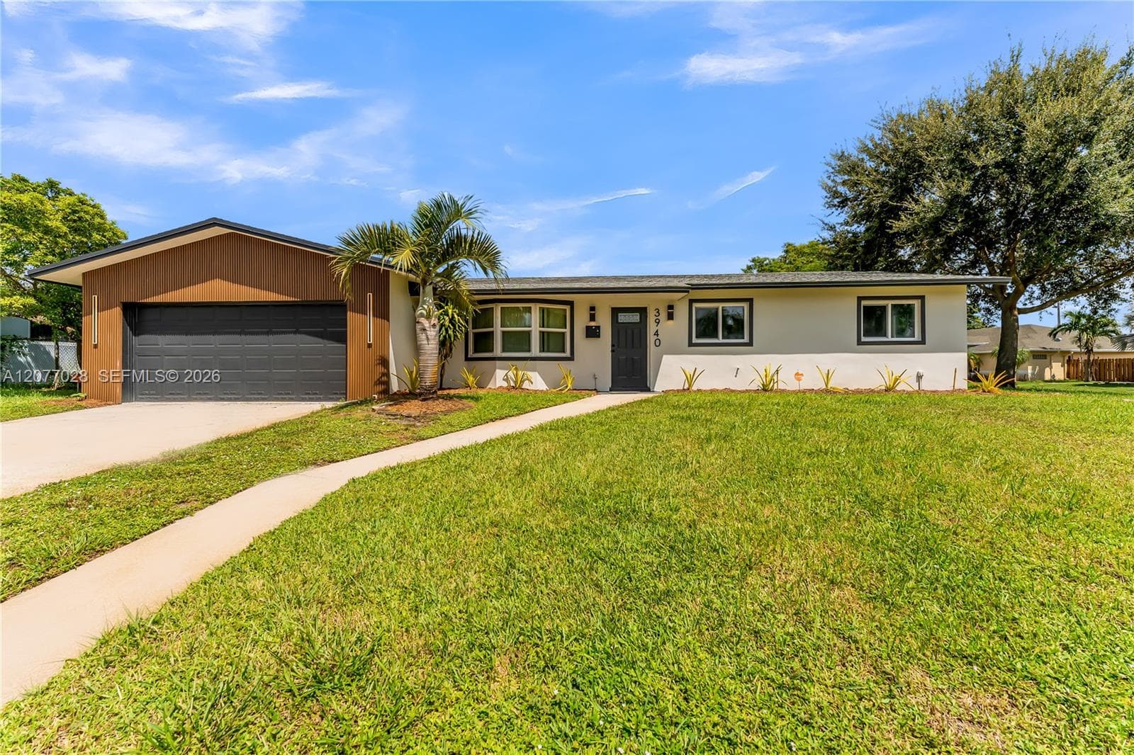 3940 NW 5th St, Coconut Creek, FL 33066