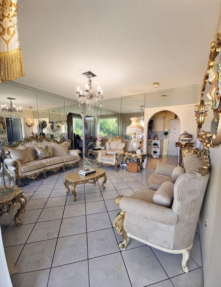 8210 NW 34th Ave, Miami, FL 33147 — zdjęcie 2
