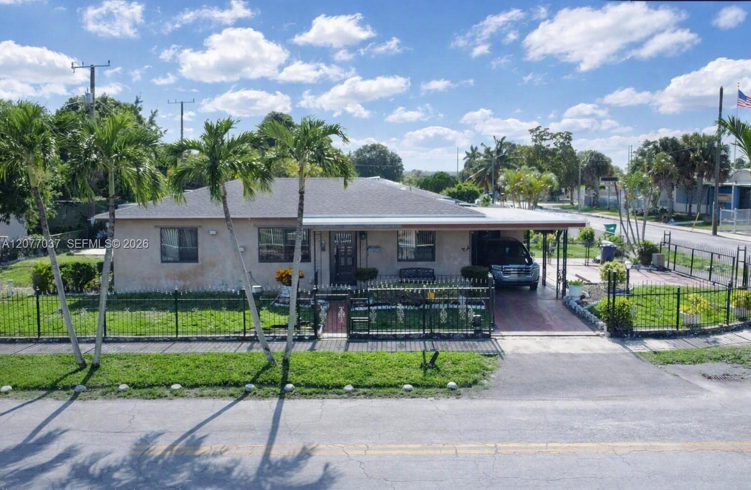 8210 NW 34th Ave, Miami, FL 33147