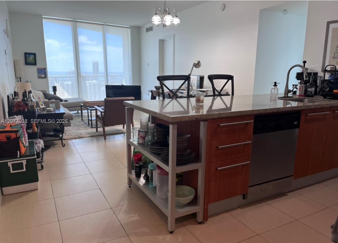 185 SW 7th St # 3702, Miami, FL 33130 — zdjęcie 5