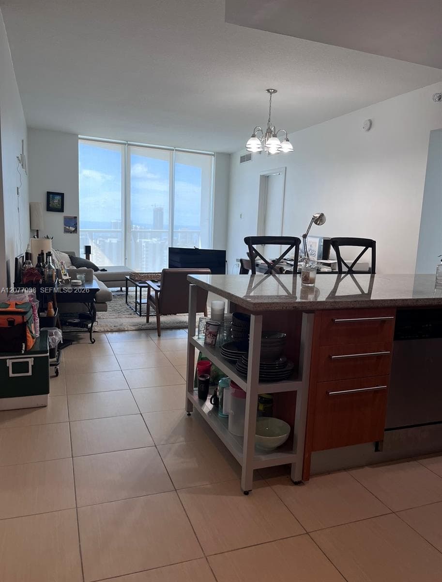 185 SW 7th St # 3702, Miami, FL 33130 — zdjęcie 4