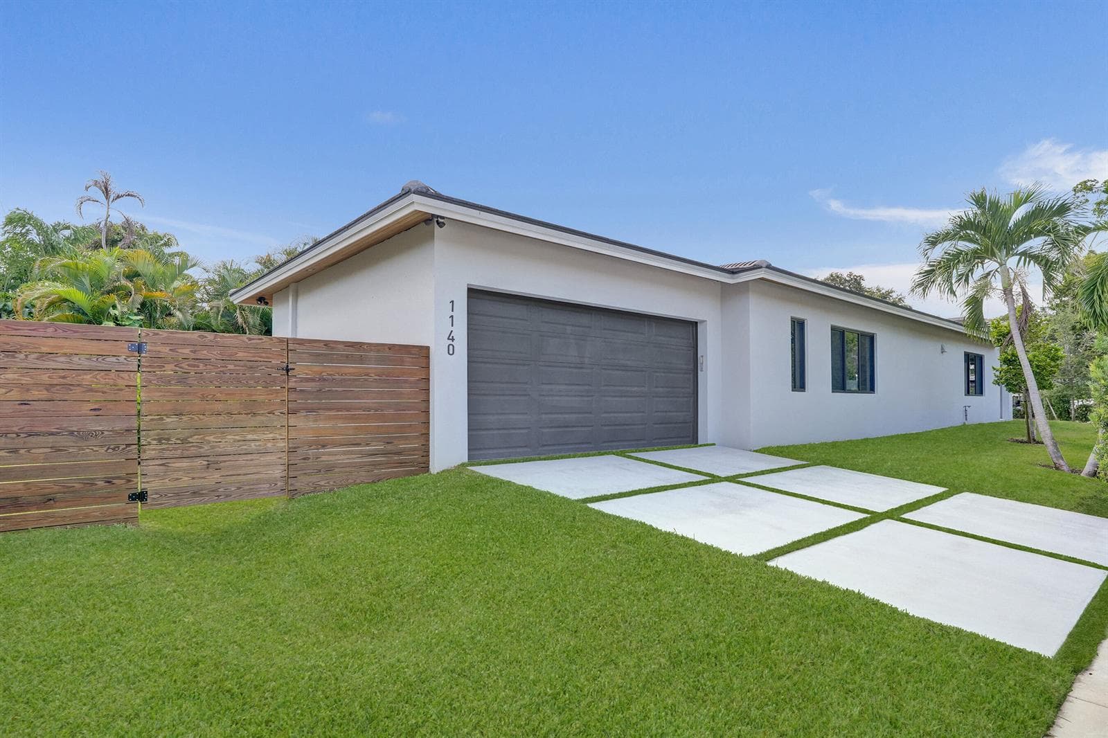 1140 SE 6TH Terrace, Fort Lauderdale, FL 33316 — zdjęcie 2