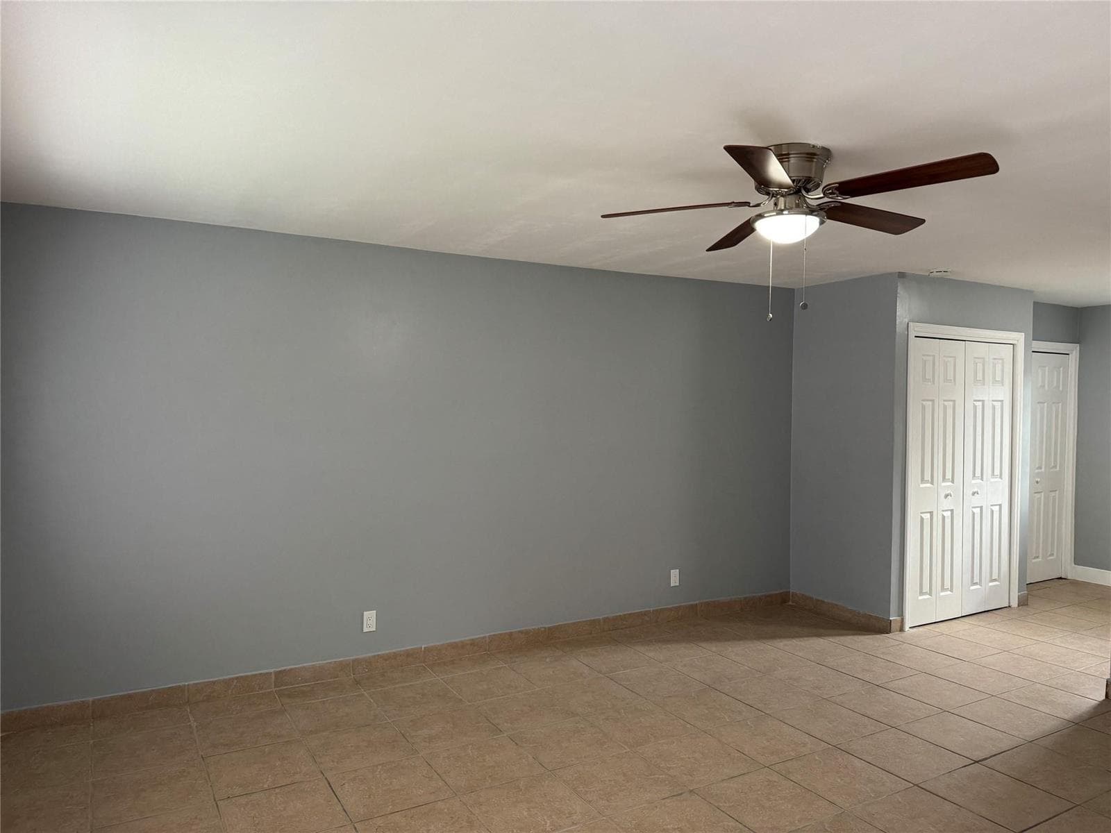 1036 NW 5TH Avenue, Fort Lauderdale, FL 33311 — zdjęcie 4