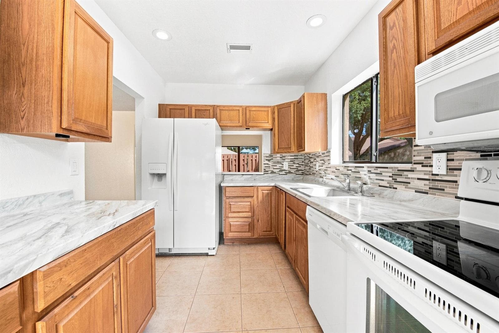 2267 NW 37th Avenue, Coconut Creek, FL 33066 — zdjęcie 3
