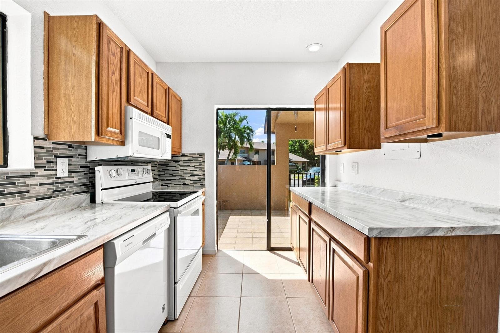 2267 NW 37th Avenue, Coconut Creek, FL 33066 — zdjęcie 4