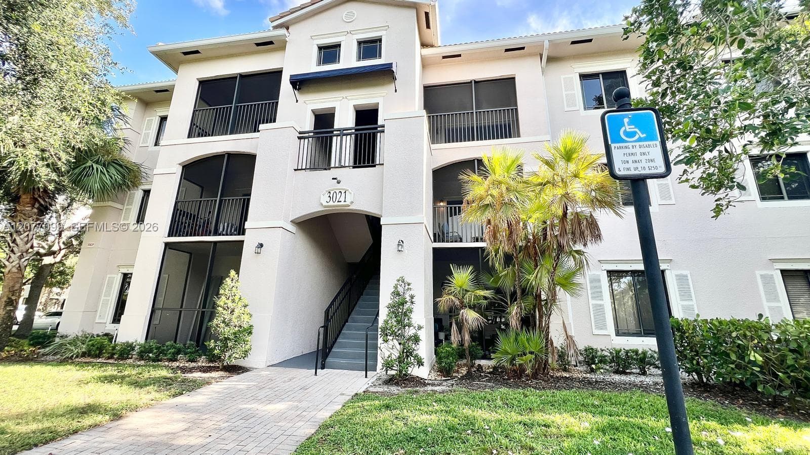 3021 Alcazar Pl # 101, Palm Beach Gardens, FL 33410