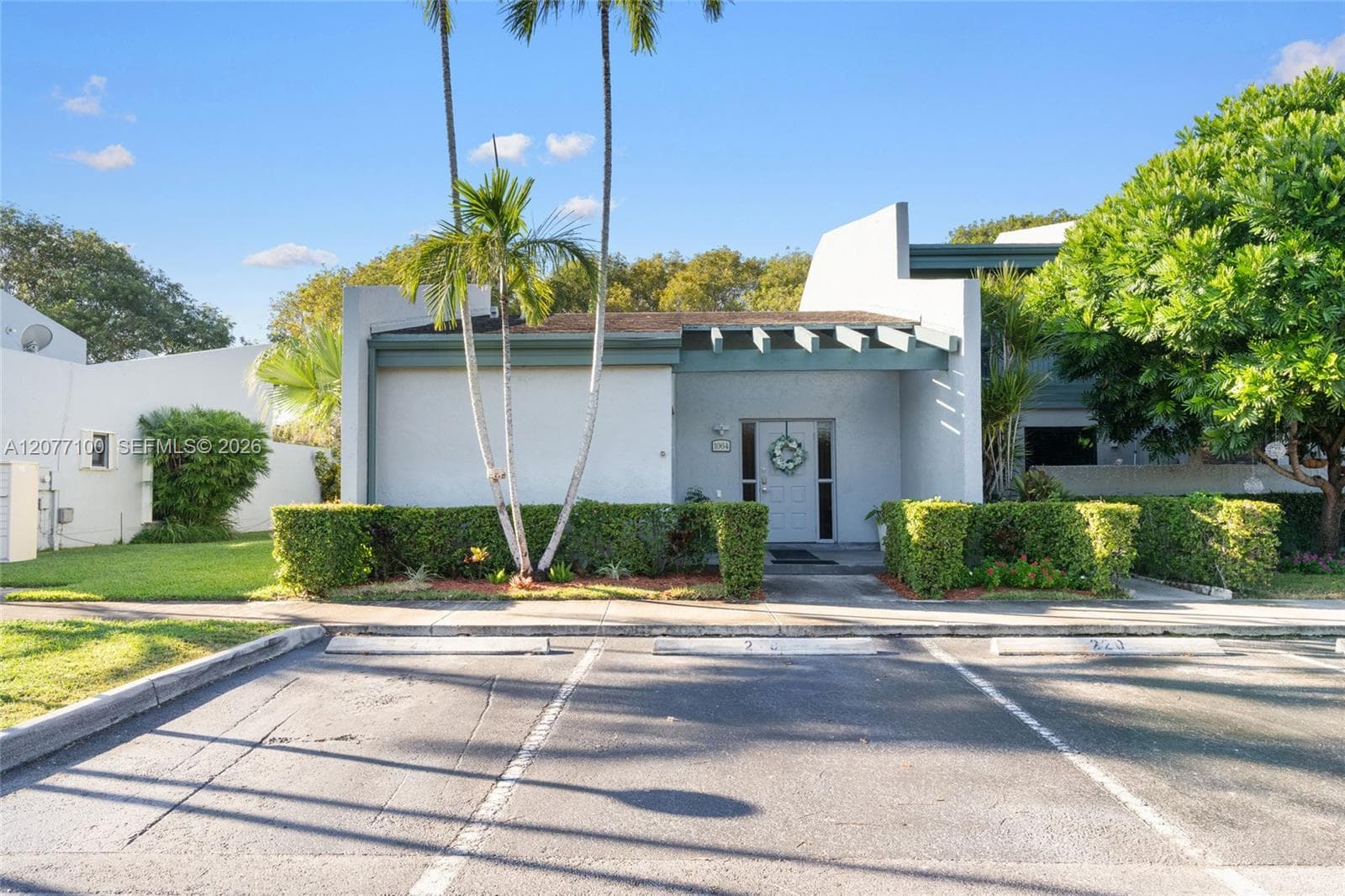 1064 NW 97th Ave # 219, Pembroke Pines, FL 33024 — zdjęcie 3