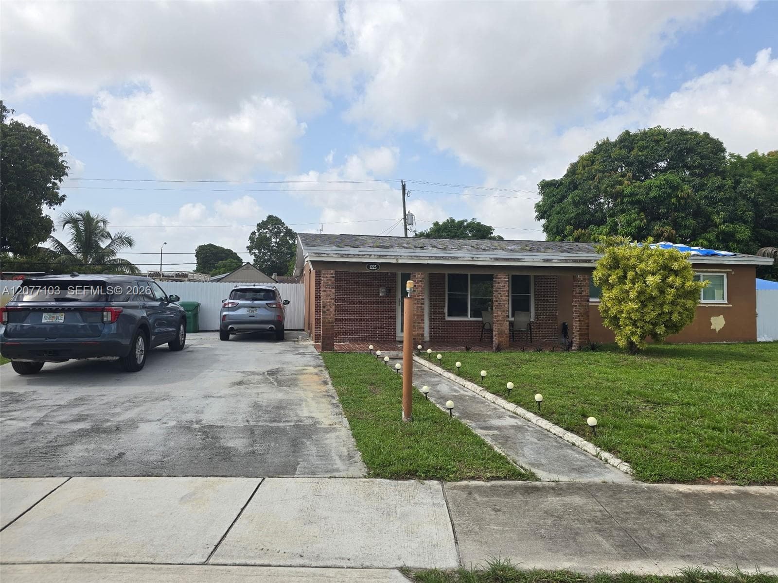 1225 NW 192nd St, Miami Gardens, FL 33169