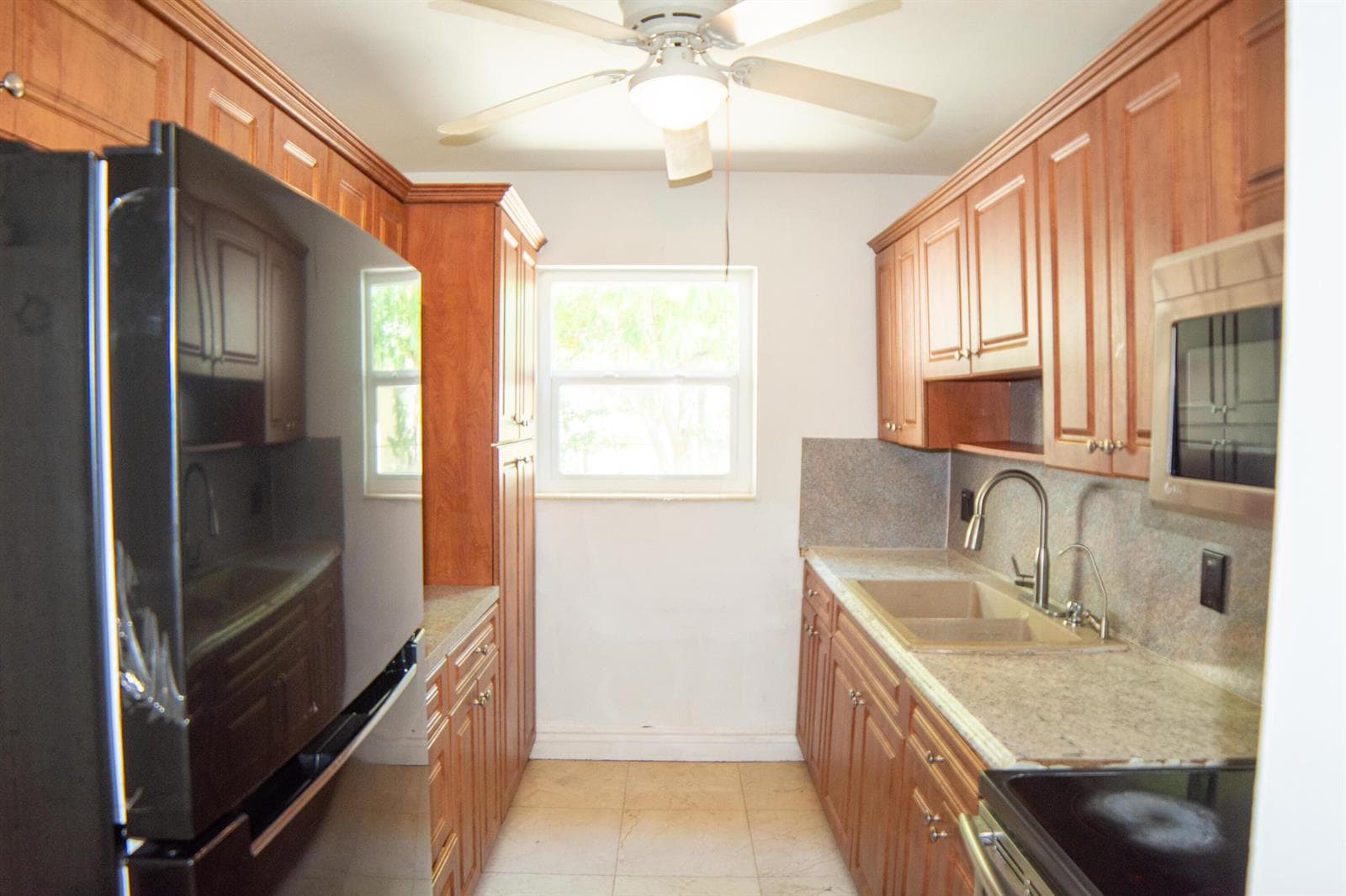 4731 NE 2ND, Deerfield Beach, FL 33064 — zdjęcie 3