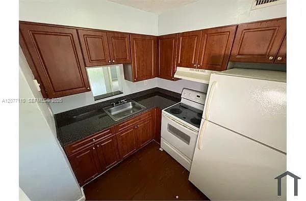 3380 NW 30th St # 24, Lauderdale Lakes, FL 33311 — zdjęcie 4