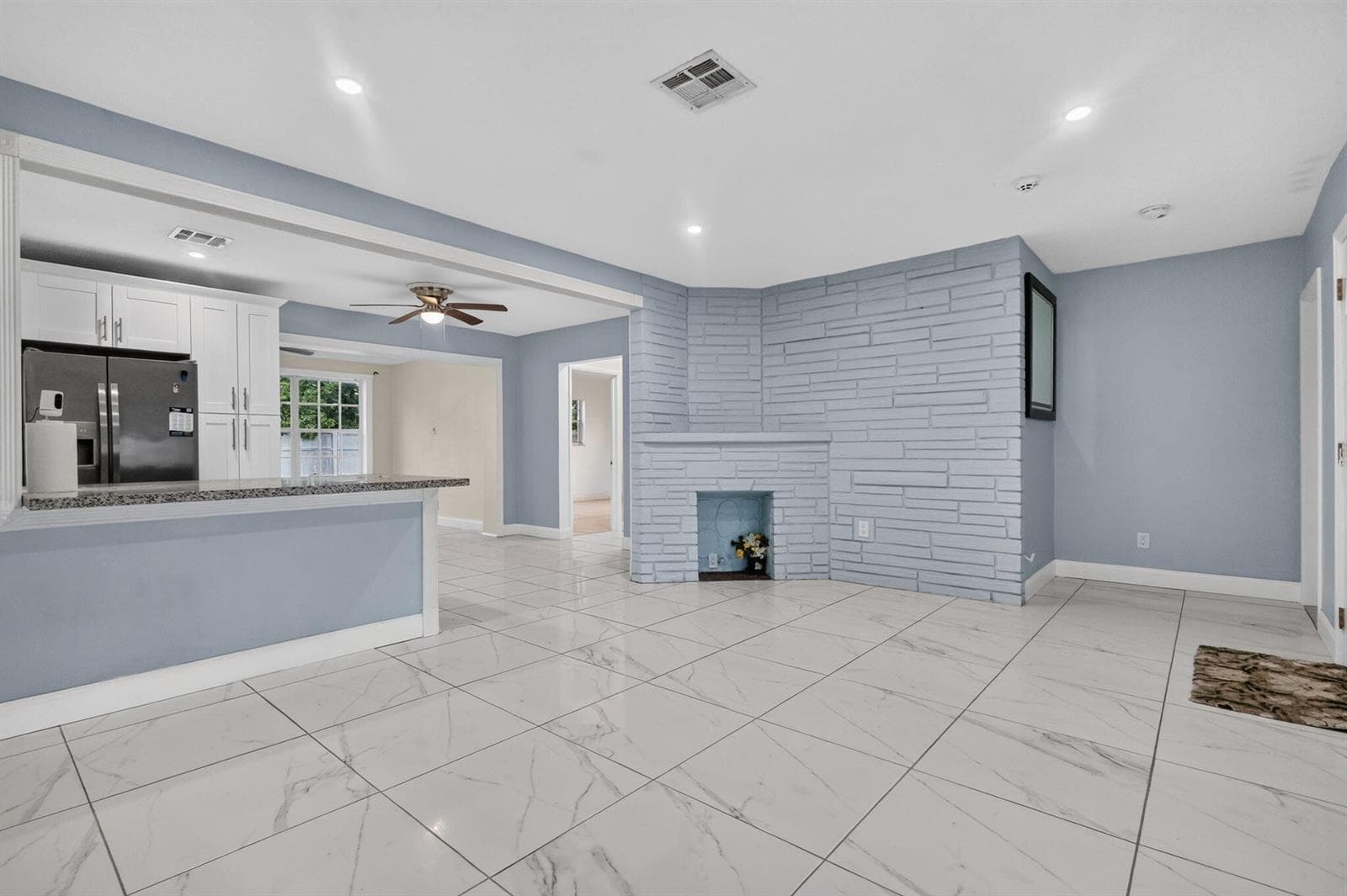 2707 BAHAMA Drive, Miramar, FL 33023 — zdjęcie 3