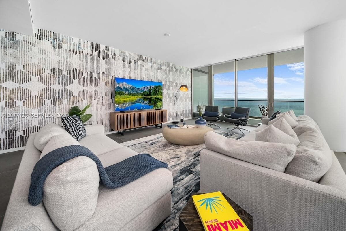 2000 S Ocean Dr # 31B, Hallandale Beach, FL 33009 — zdjęcie 2