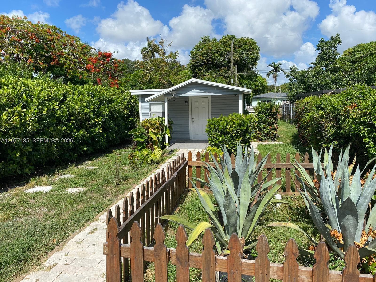 14920 NE 10th Ave, Miami, FL 33161 — zdjęcie 2