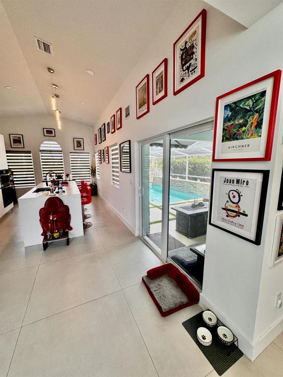 1081 WILSHIRE Circle E, Pembroke Pines, FL 33027 — zdjęcie 5