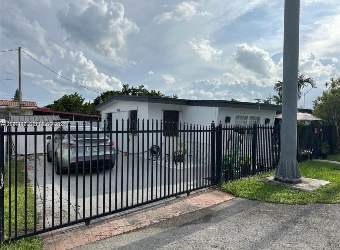 6060 NW 7th St, Miami, FL 33126 — zdjęcie 4