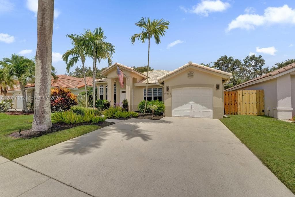 13993 N Cypress Cove Cir, Davie, FL 33325 — zdjęcie 2