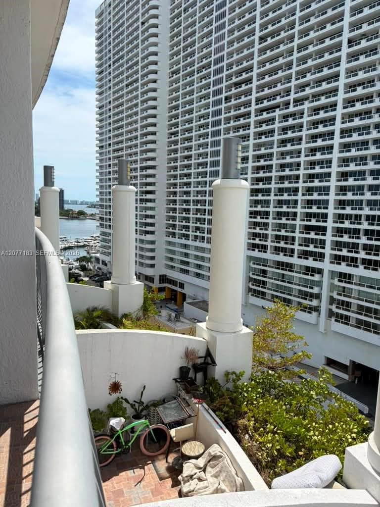 1750 N Bayshore Dr # 1216, Miami, FL 33132 — zdjęcie 3