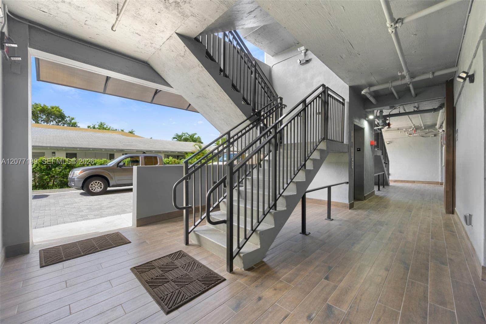 1020 NW 2 Ave # 301, Hallandale Beach, FL 33009 — zdjęcie 4