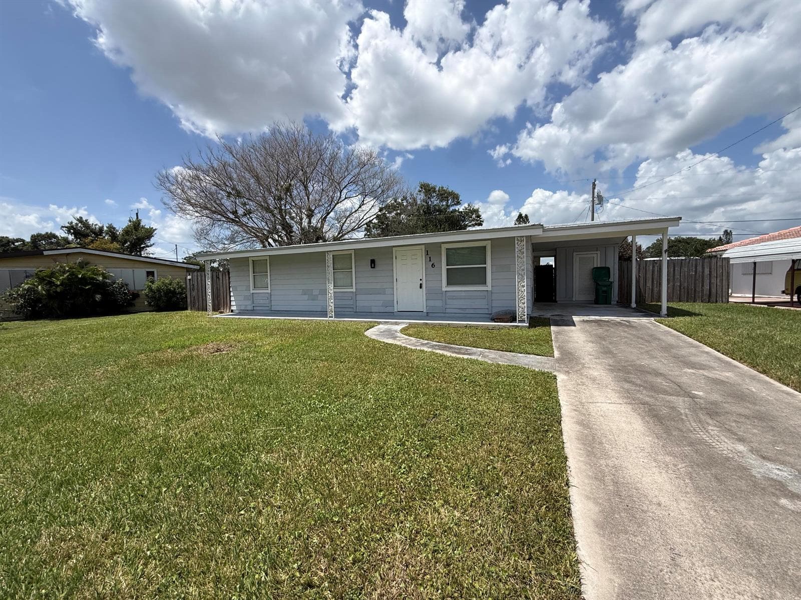 116 SE CAMINO Street, Port St. Lucie, FL 34952 — zdjęcie 2