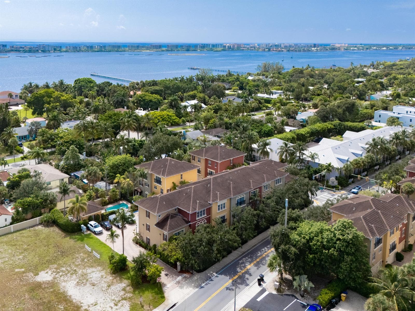 530 S FEDERAL Highway # 2, FL 33460