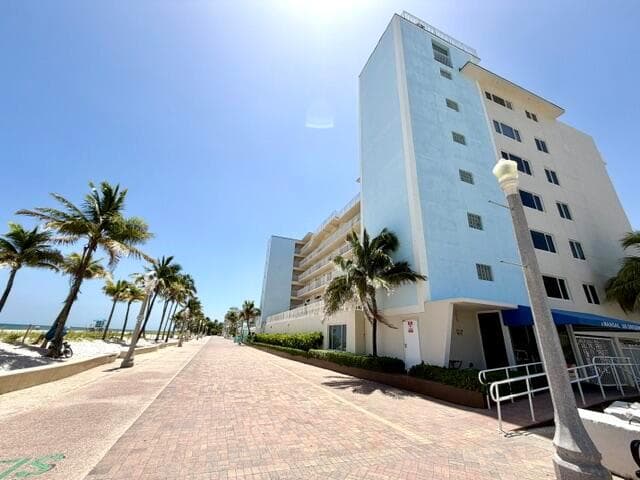 300 OREGON Street # 506, Hollywood, FL 33019 — zdjęcie 2