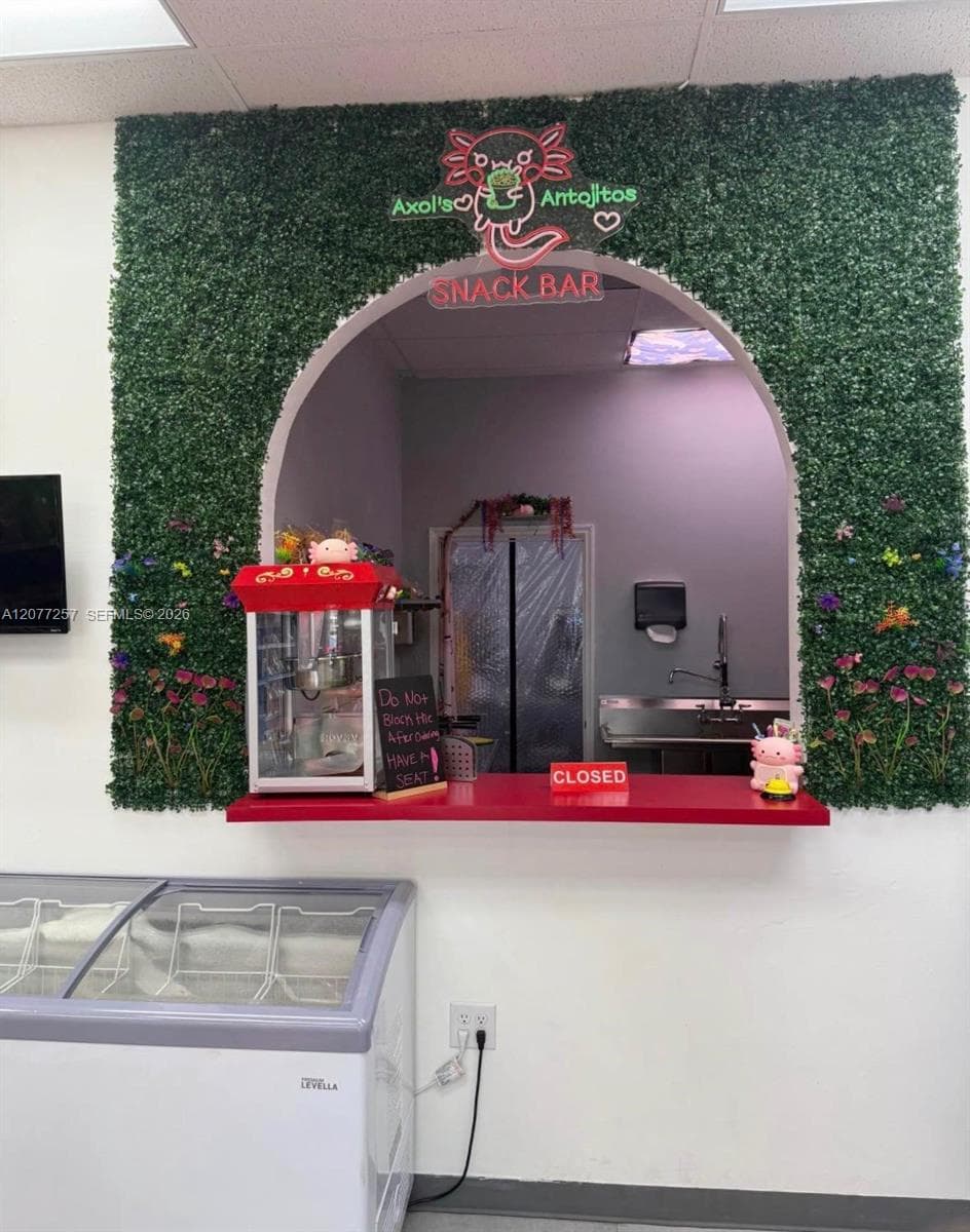 1801 NE 8th St, Homestead, FL 33033 — zdjęcie 5