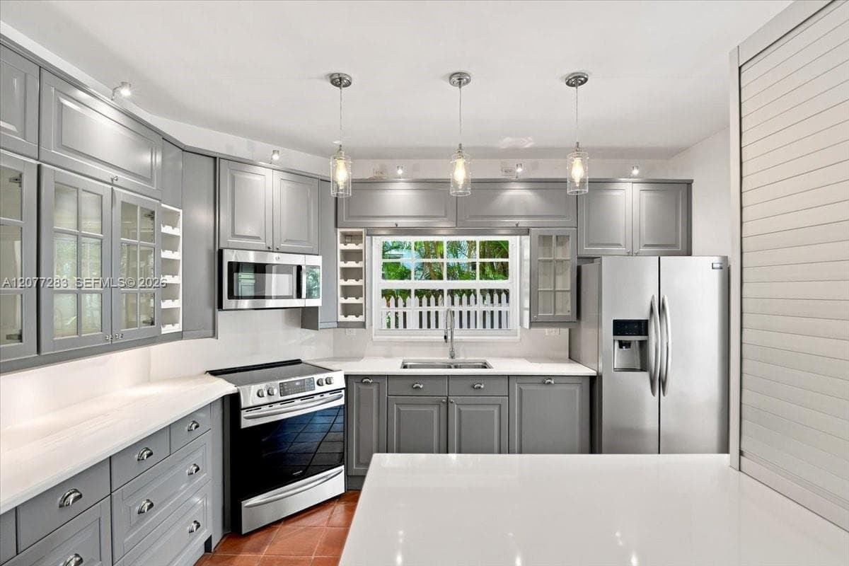 6473 Sunset Dr, South Miami, FL 33143 — zdjęcie 4